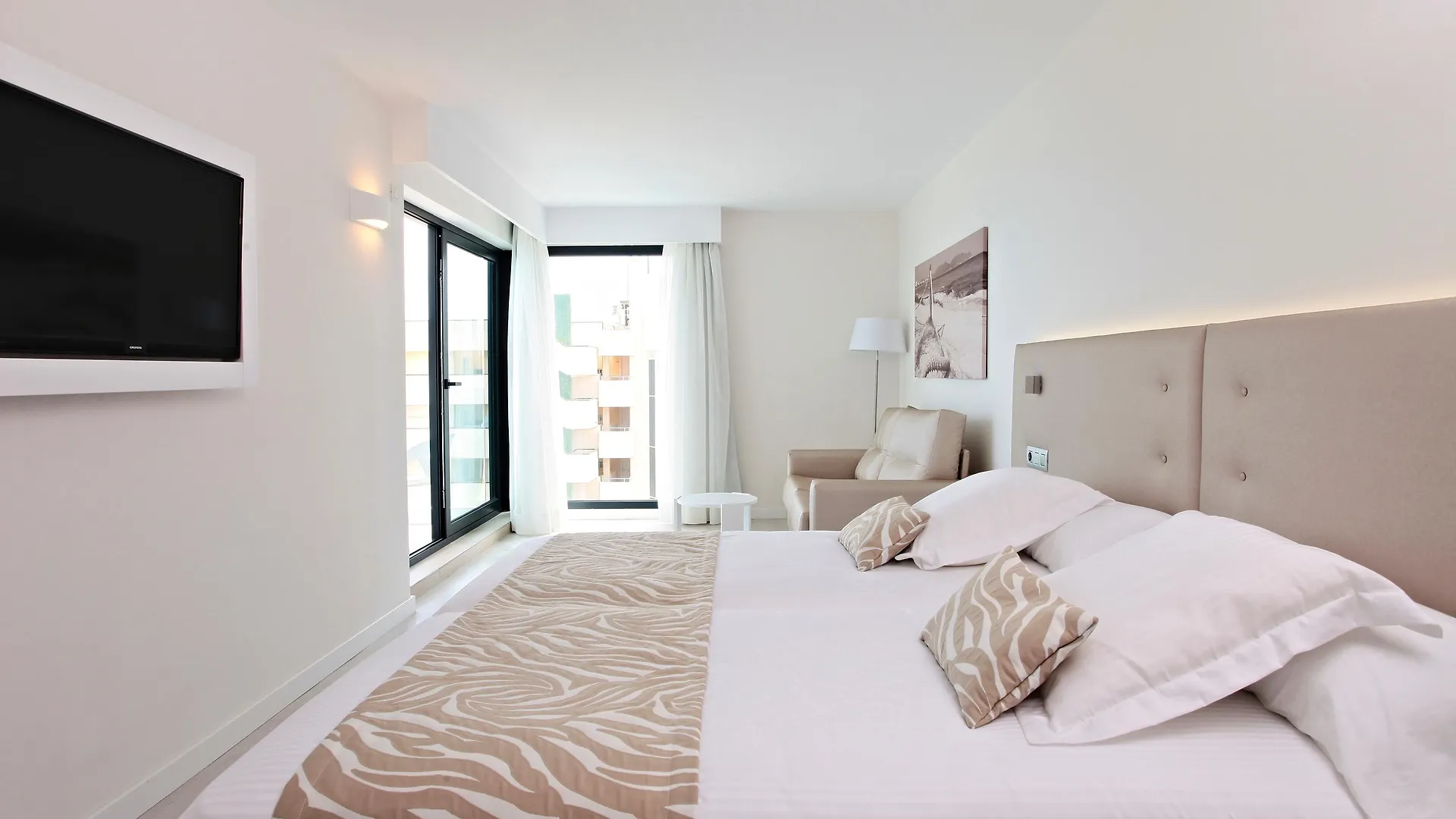 Iberostar Waves Cala Millor - Adults Only Hotel 4*, Cala Millor (Mallorca)