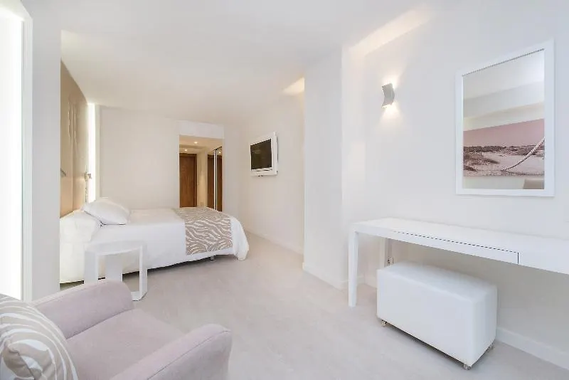 Iberostar Waves Cala Millor - Adults Only Hotel 4*, Cala Millor (Mallorca)